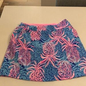 Lilly Pulitzer skort size 4